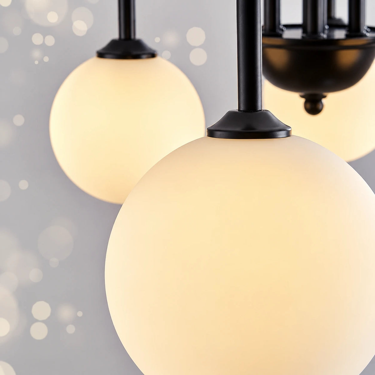 Avelora Sputnik Chandelier