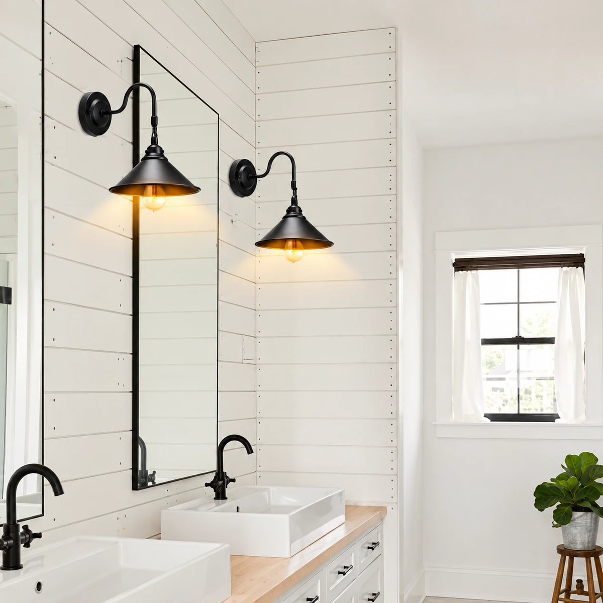Bravon Plug In Wall Sconce