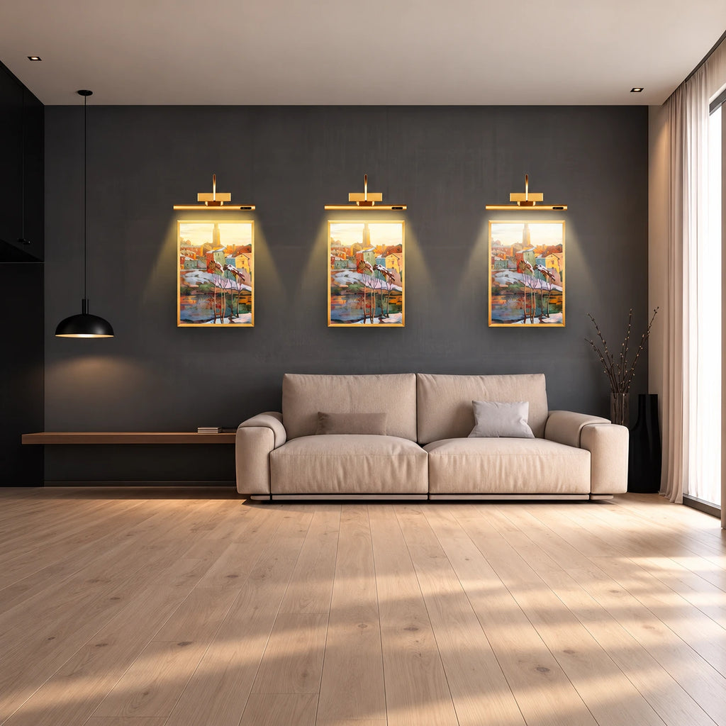 Aurelia Curved Picture Light