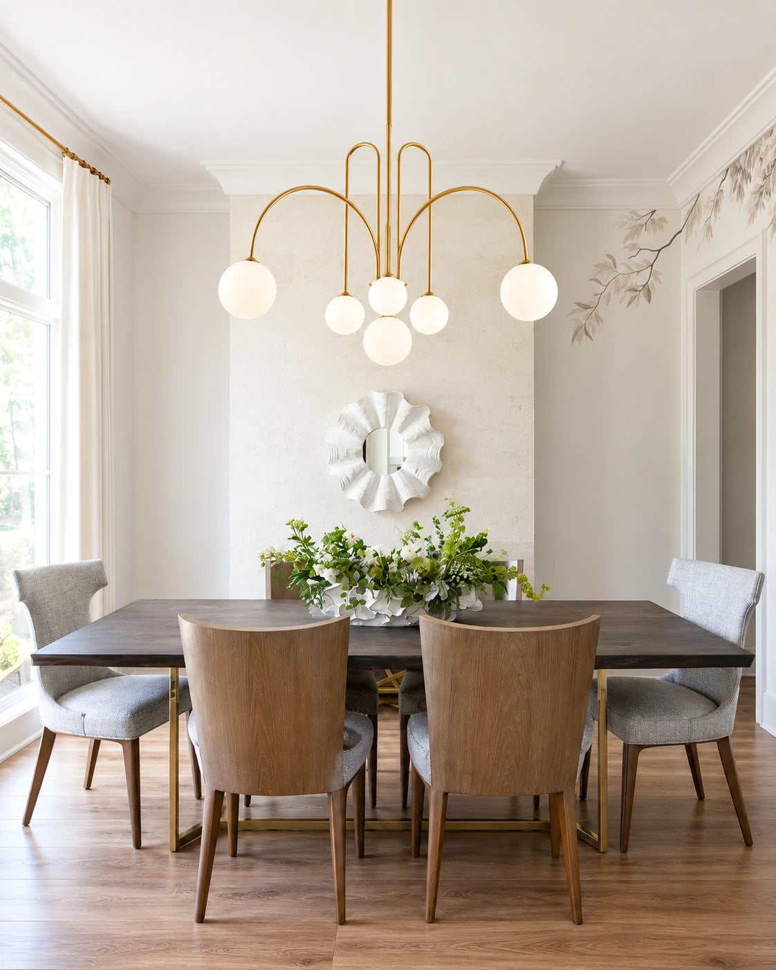 Avelora Sputnik Chandelier