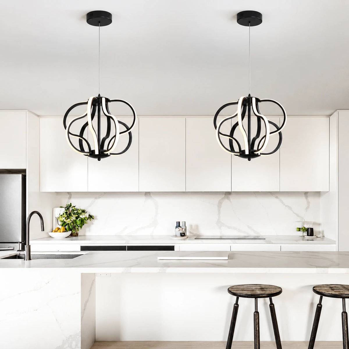 Aurevon Sculptural LED Chandelier